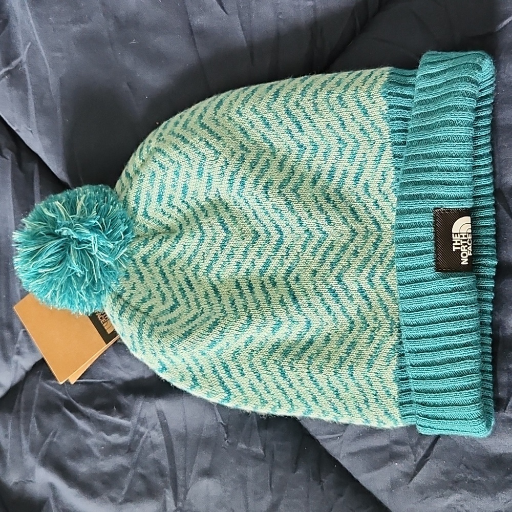 The North Face Chevron pom beanie (new with tags) - Picture 1 of 5